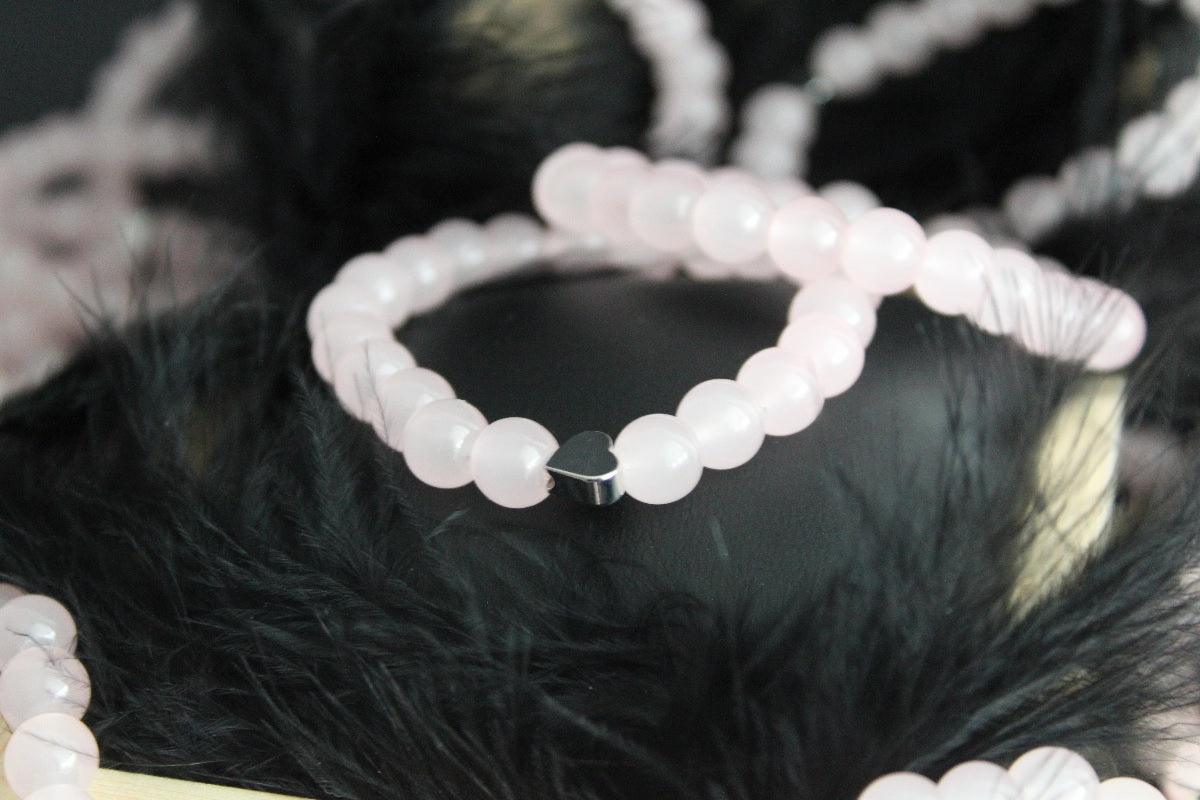 Pearl bracelet heart